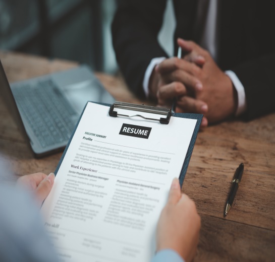 How to Generate Interview Questions from a Resume and Job Description—A Smart Way to Prepare with Career Pilot AI